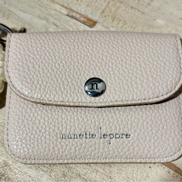 NWT❤️Nanette Lepore Hands Free Bracelet & Wristlet Set - Picture 2 of 5